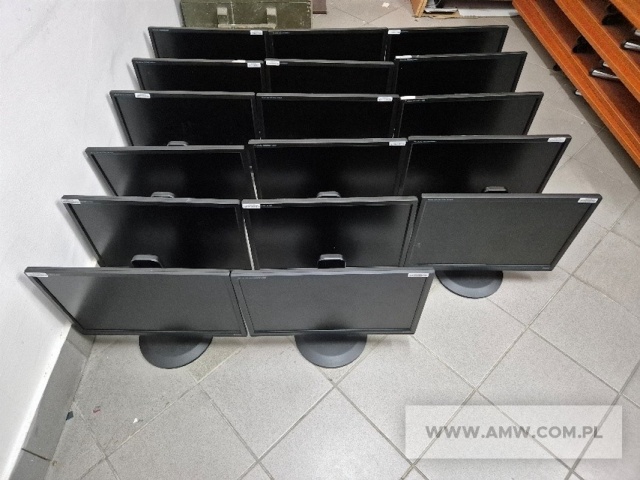 Monitory - pakiet zawierający 82 szt. (wg oddzielnego wykazu) 